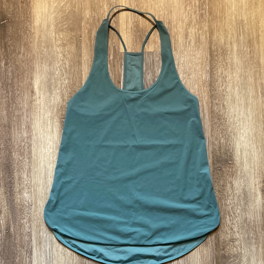 Lululemon tank top
